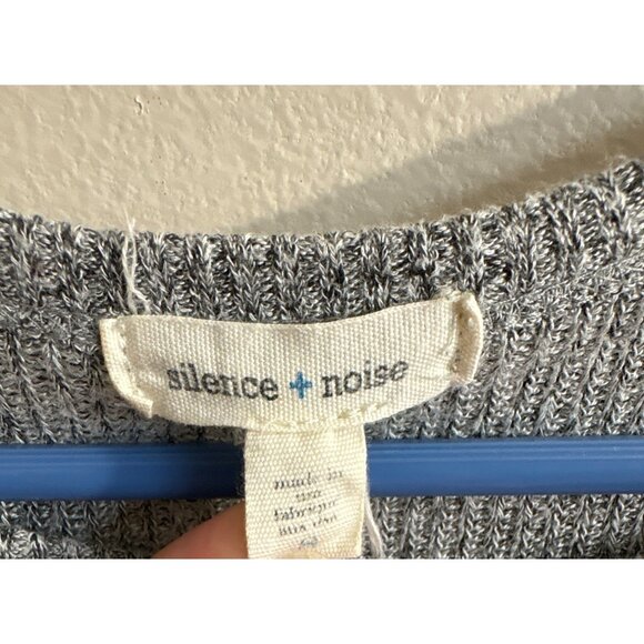 Silence + Noise Light Gray Knit Sweater Size Medium - Picture 4 of 5